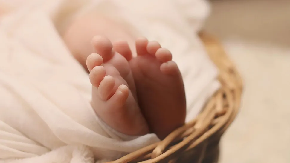 România, cea mai mare scădere a fertilității din Uniunea Europeană