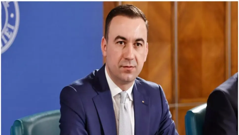 Fostul ministru Bogdan Ivan, implicat într-un accident cu un autobuz, în Bistrița