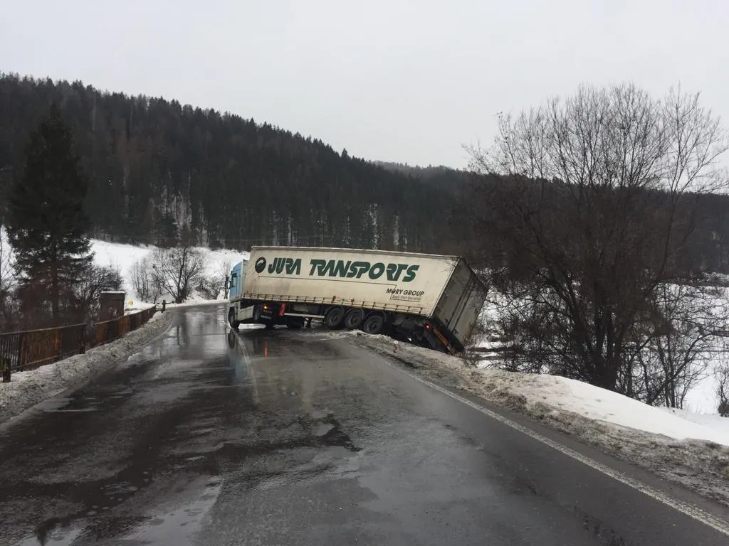 FOTO Trafic îngreunat pe DN1A