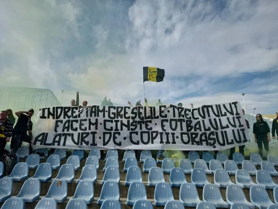 FOTBAL: ACS SR Brașov, înfrângere în fața unui adversar redutabil