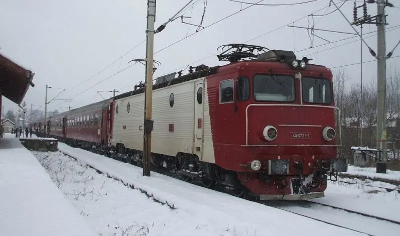 Circulație feroviară oprită, în județul Brașov