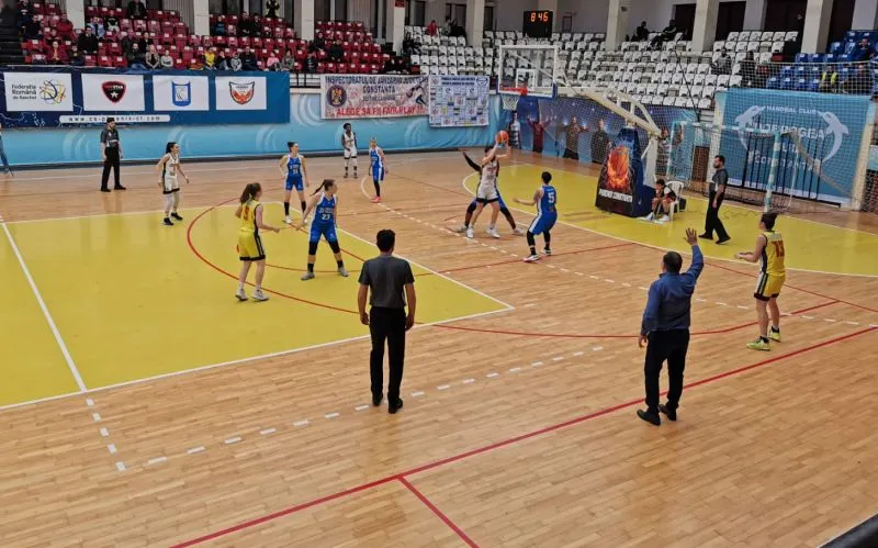 BASCHET: Olimpia CSU Brașov conduce în sferturile de finală ale Ligii Naționale