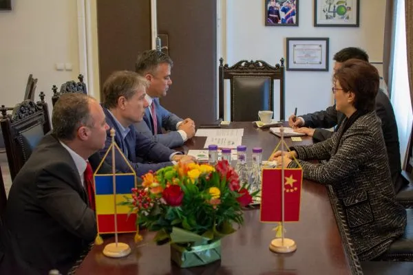 Ambasadorul Chinei în România, vizită la Brașov (FOTO)