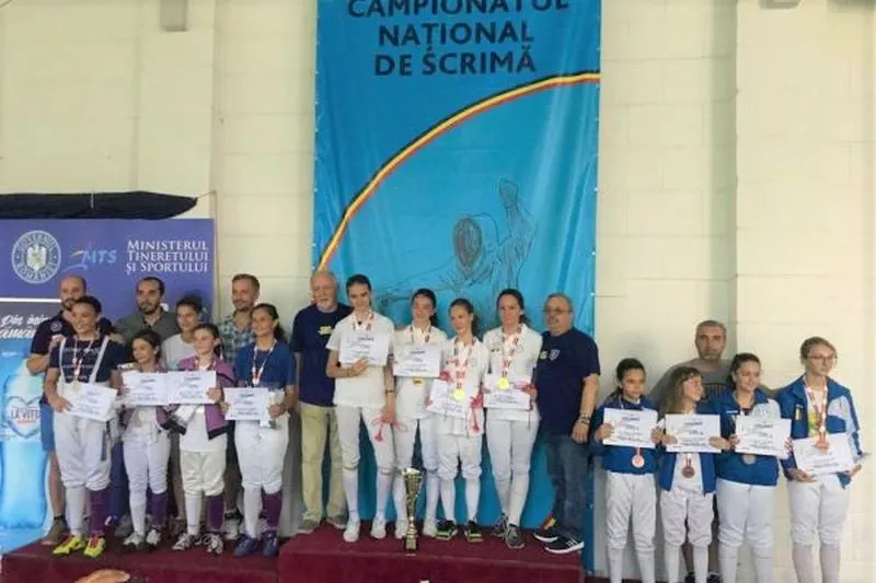 Performanță remarcabilă pentru secția de scrimă a clubului Corona Brașov