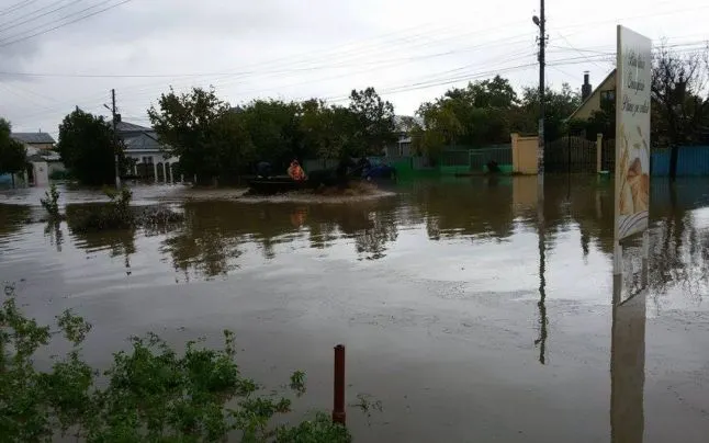 Pericol de inundații, până mâine după-amiază