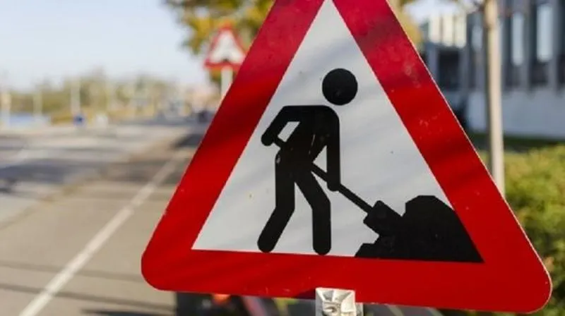 Circulație restricționată, de miercuri, pe o stradă din municipiul Brașov