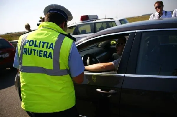 Acțiuni de amploare ale polițiștilor rutieri! Au dat amenzi de aproape 20.000 de lei în doar 4 ore!