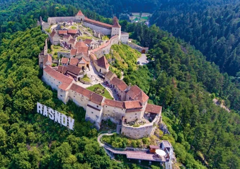 VIDEO Cetatea Râșnov poate fi vizitată, GRATUIT, astăzi