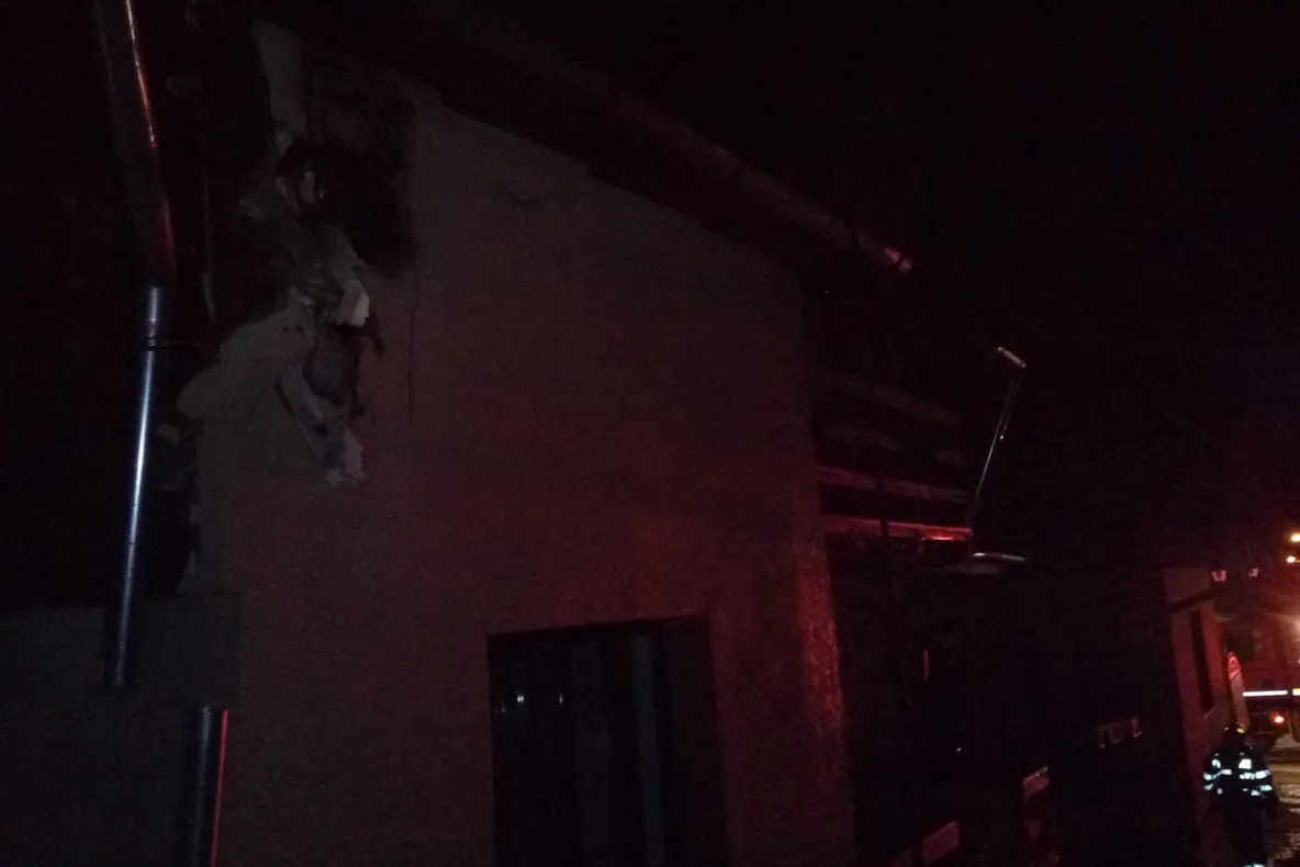 Incendiu la o casă din Săcele