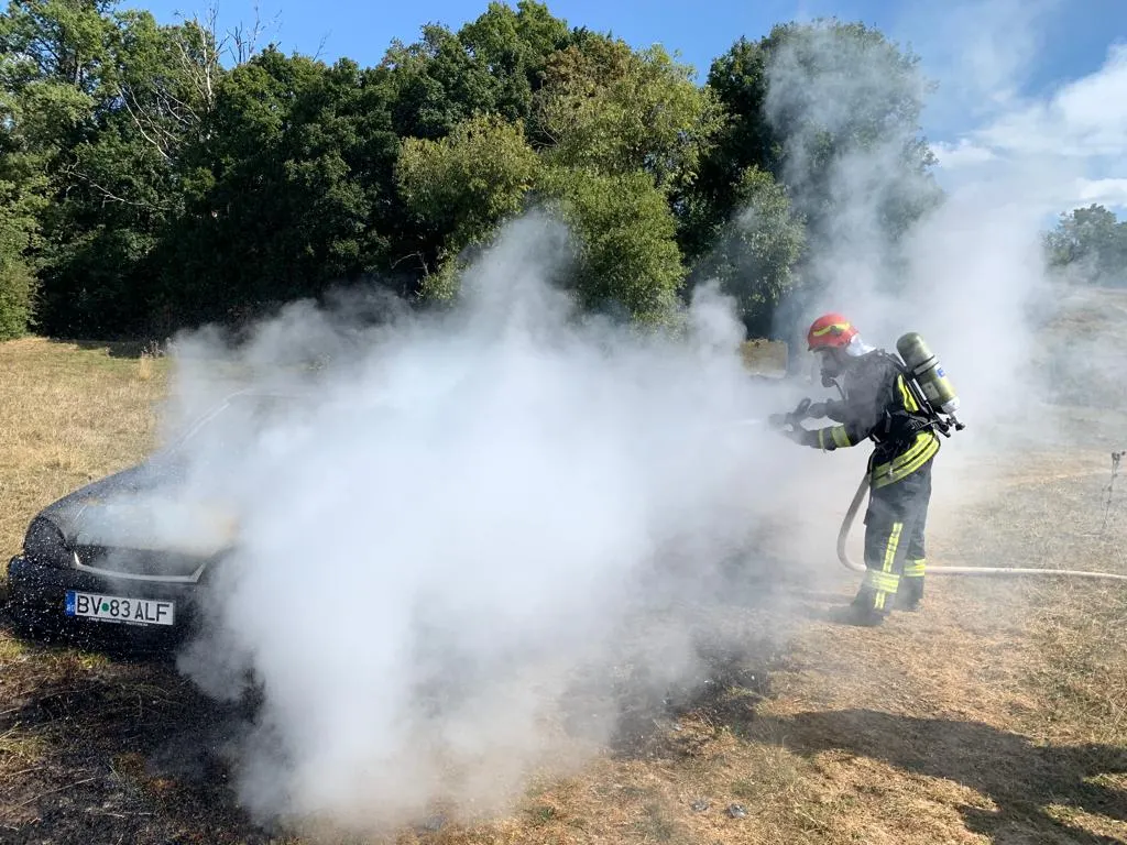 ULTIMĂ ORĂ: Incendiu, la Cristian (FOTO)