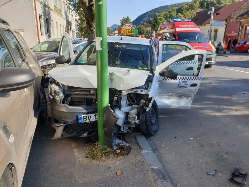VIDEO+FOTO Accident pe strada Avram Iancu