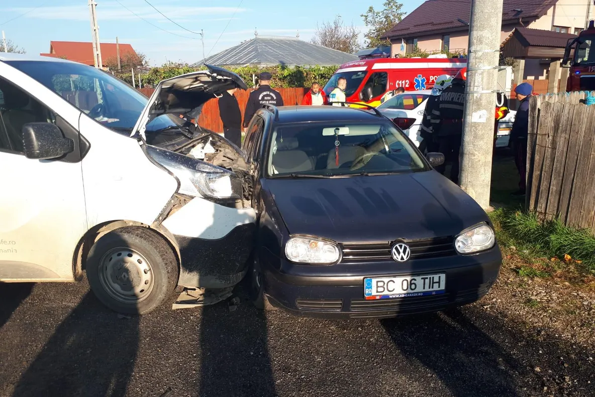 FOTO+VIDEO Duminică neagră pe șosele! Încă un accident, cu 6 victime! Traficul este BLOCAT