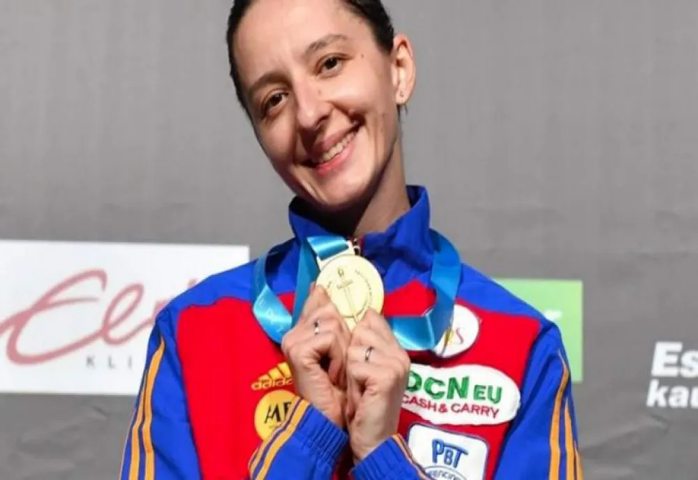  Ana-Maria Popescu a câştigat Cupa Mondială la spadă 