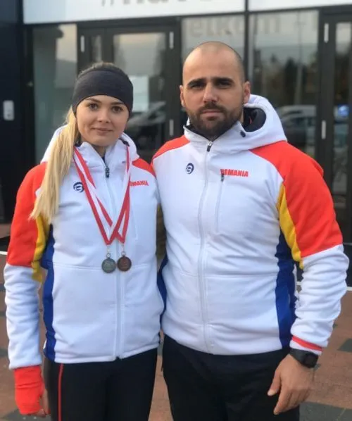 O nouă performanță de excepție pentru patinatoarea Coronei Brașov, Mihaela Hogaș