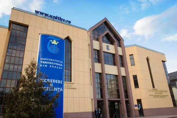 Ce spune conducerea Universității Transilvania despre studenții veniți, astăzi, din China?
