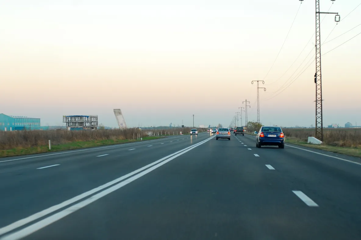 VIDEO Un deputat avertizează! DN1, risc de prăbușire pe o porțiune de 11 kilometri!