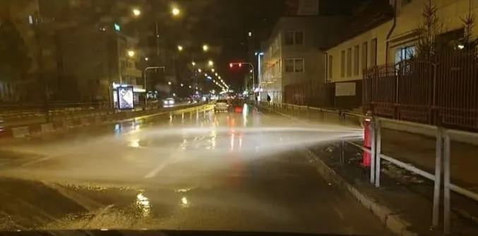 Inundație, acum, pe Calea București