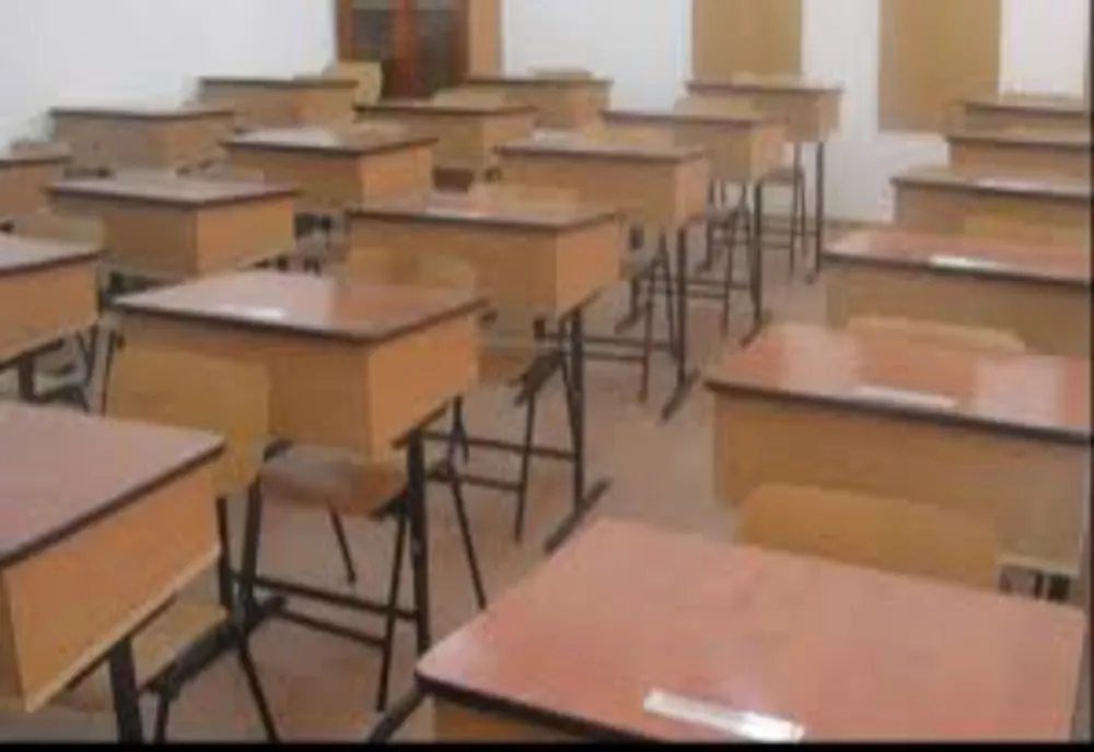 Este oficial! Se ÎNCHID școlile din cauza coronavirusului 