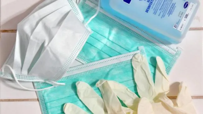 Echipamente medicale de protecţie, la spitalele din Braşov