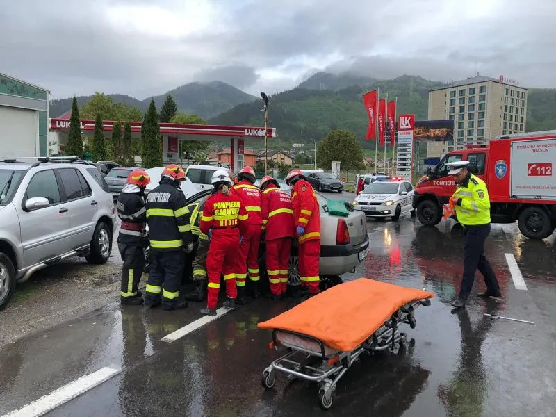 VIDEO Accident cu victimă încarcerată, pe DN1! Trafic BLOCAT