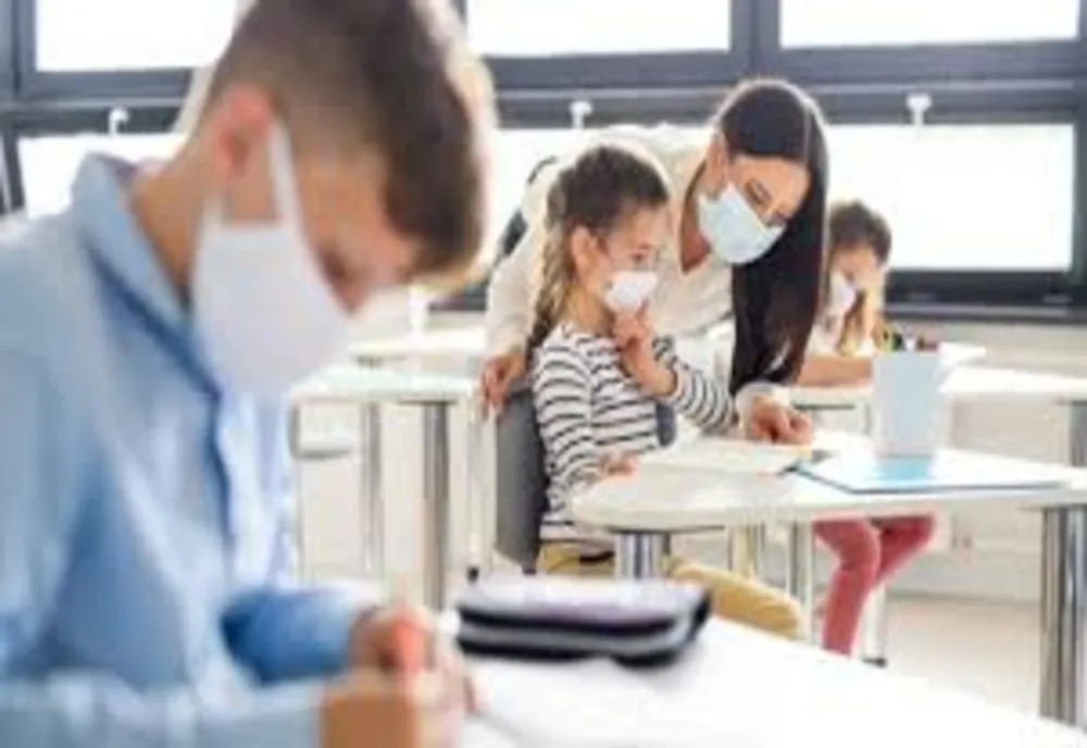Situația unităților de învățământ din județul Brașov cu doar câteva zile înaintea redeschiderii școlilor! Câți elevi și profesori revin la cursuri?