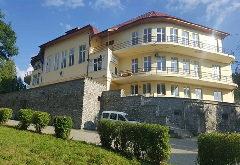 Spitalul Municipal Săcele își reia activitatea normală