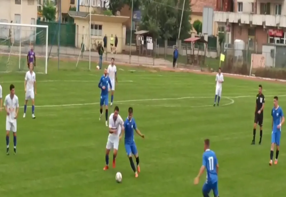 FOTBAL: Înfrângeri la scor pentru Kids Tâmpa şi Olimpic Cetate Râşnov, în debutul Ligii a 3-a