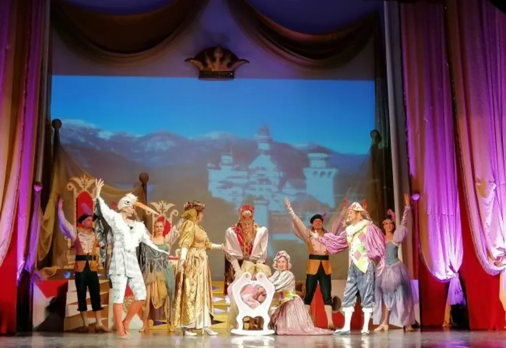 Nemuritoarea „Traviata”, pe scena Operei Brașov