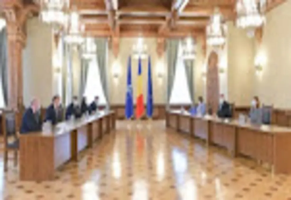 Luni, nouă rundă de consultări la Cotroceni | Noul guvern PNL-PSD-UDMR va avea 21 de ministere - Cine va fi noul PREMIER