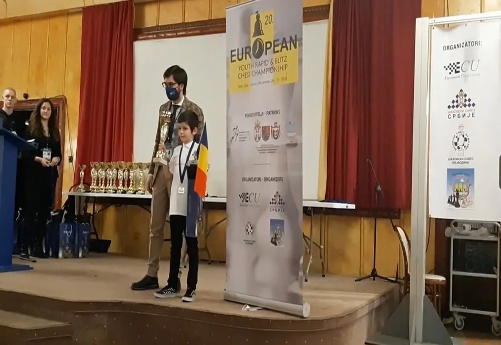 VIDEO Vladimir Sofronie, mintea sclipitoare a Brașovului! La doar 8 ani este vicecampion european la șah-blitz!