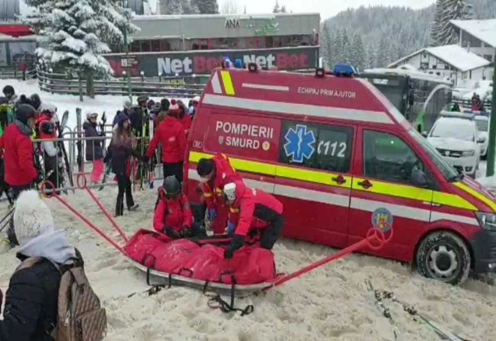 Accident grav pe o pârtie din Poiana Brașov! Schiul i-a secționat genunchiul