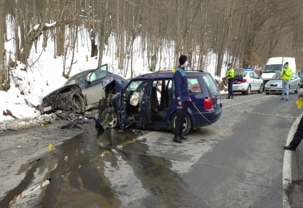 Un accident rutier blochează traficul pe DN10