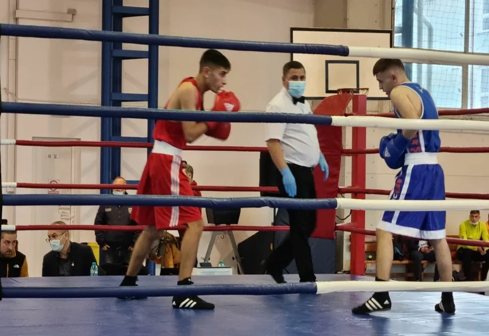 Au început Campionatele Naționale de box, la Brașov