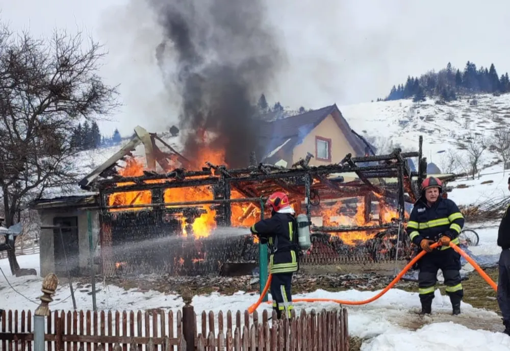Incendiu într-o gospodărie din satul Măgura