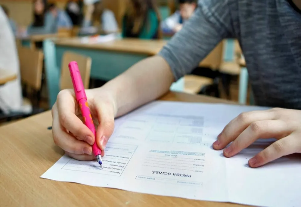 Peste 98% prezența la prima probă a Bacalaureatului