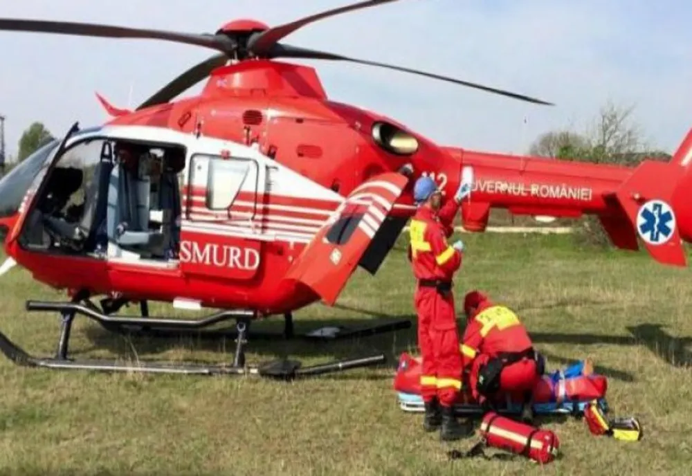 Intervenție de urgență a unui elicopter SMURD, în Piatra Craiului