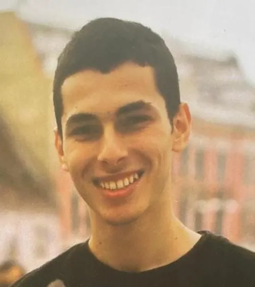 Tânăr de 21 de ani căutat de polițiștii brașoveni!