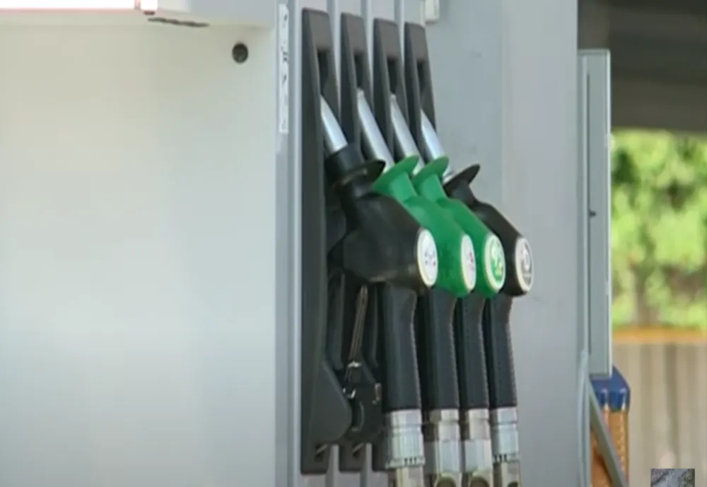 Ungaria renunță la plafonarea prețurilor pentru carburanți