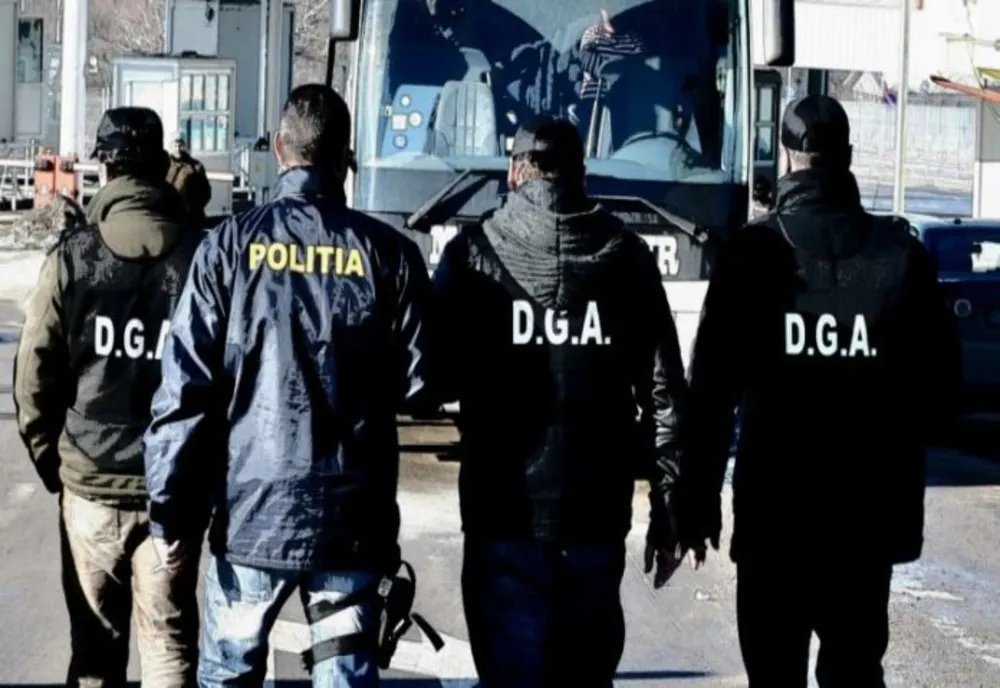 Șofer din Giurgiu reținut pentru dare de mită! A încercat să ofere 5.000 de lei un polițist din Râșnov