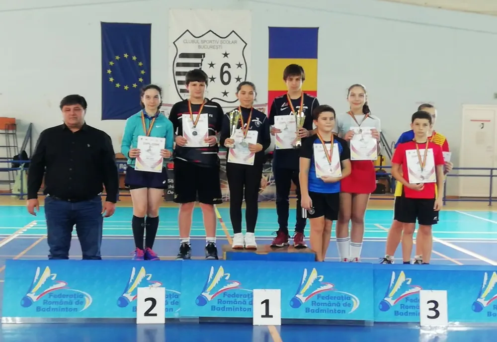 9 medalii pentru juniorii de la ACS Kids Tâmpa la Campionatele Naționale de Badminton U13