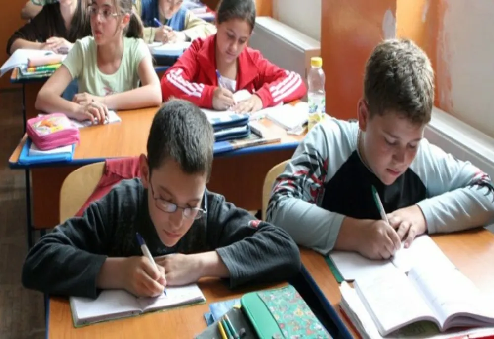 RATBV modifică, de mâine, transportul elevilor pentru zona Stupini