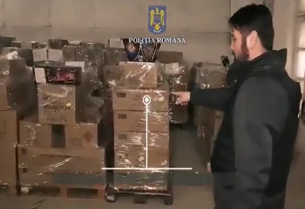 VIDEO Într-o lună și jumătate, polițiștii brașoveni au dat amenzi de peste 12.000 de lei și au confiscat 5.000 de kilograme de articole pirotehnice!