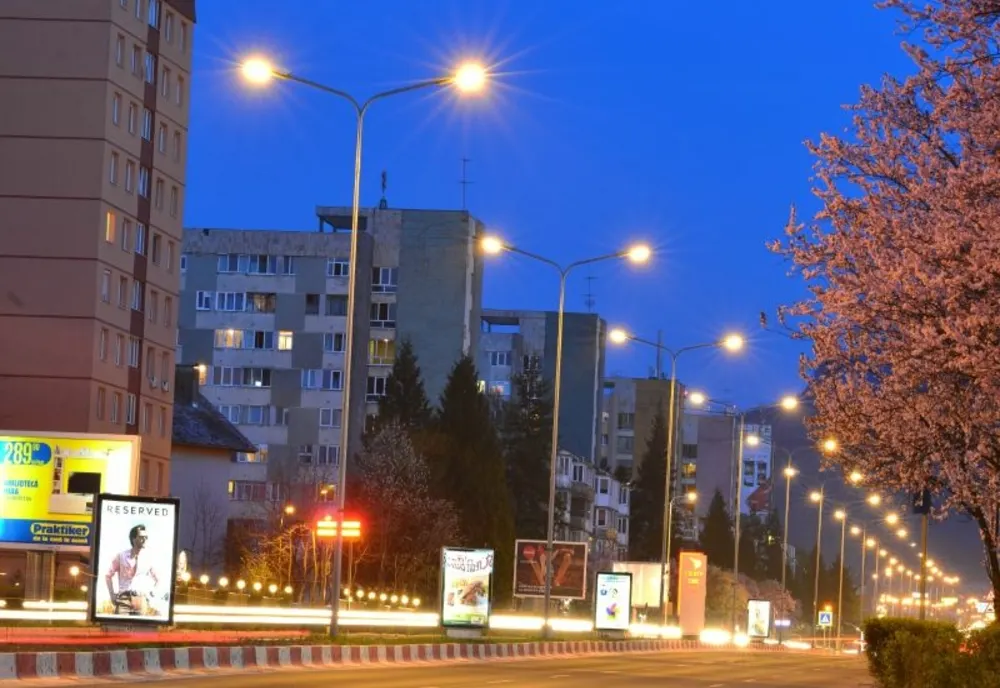 Primăria Brașov a solicitat la AFM o finanțare nerambursabilă de 6 milioane de lei pentru iluminatul public