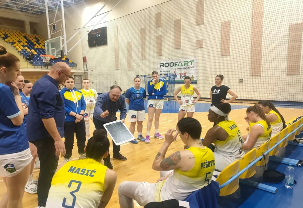 Baschet: Olimpia CSU Brașov, învinsă de Rapid în meciul 1 al sferturilor Ligii Naționale