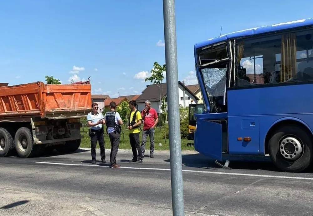Accident rutier în oraşul Ghimbav! Trafic BLOCAT