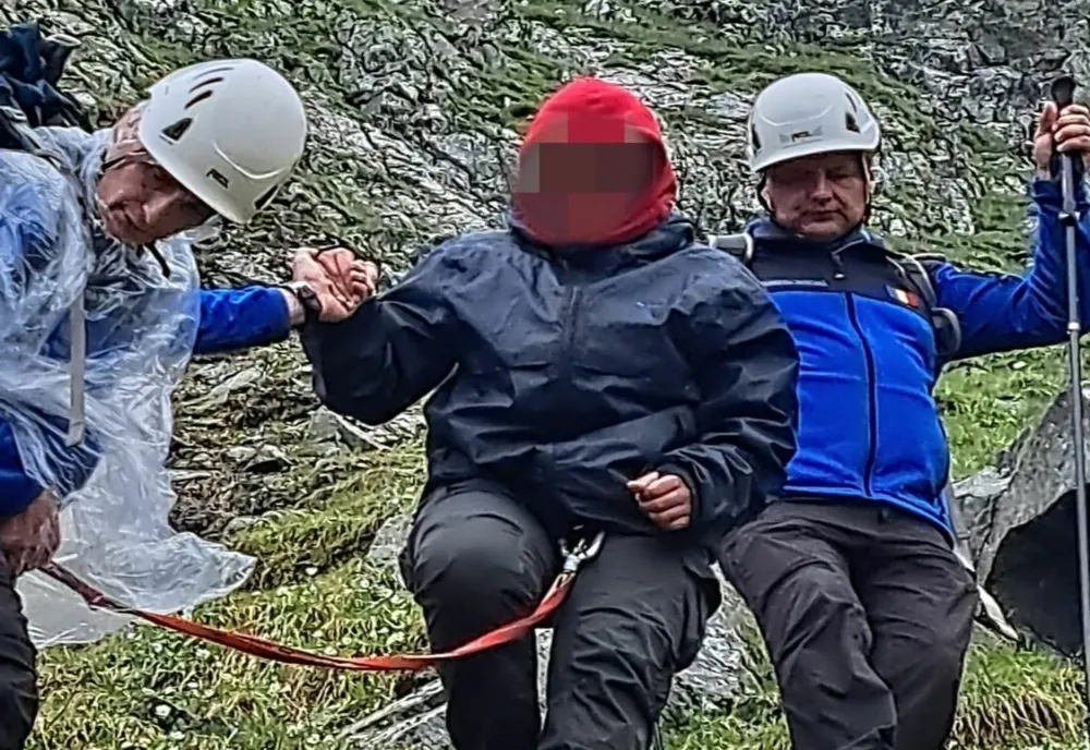 Turiste din Israel salvate de jandarmii montani