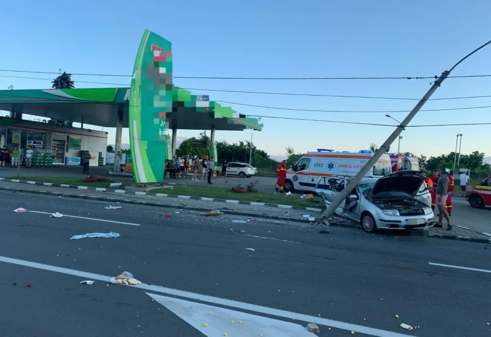 Tragedie la Codlea! A murit după ce a intrat cu maşina în stâlp