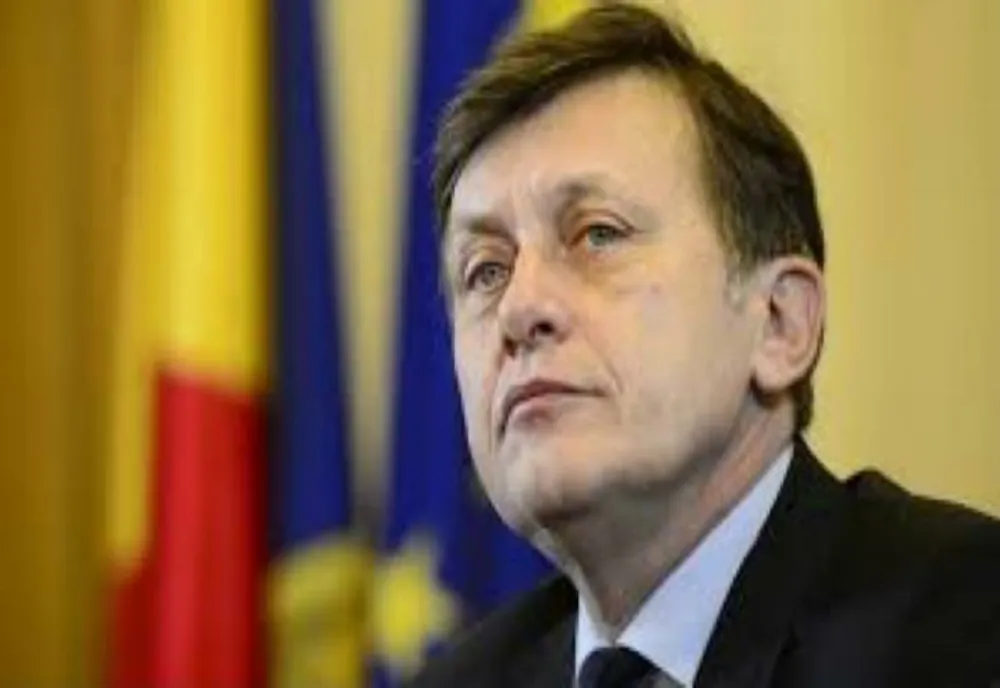 Crin Antonescu rupe tăcerea - Cine vine la Cotroceni în 2024 - Interviu de colecție la Culisele Statului Paralel, ora 18.00