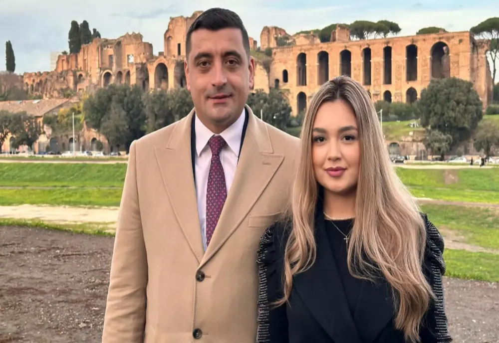 ILINCA SIMION, MĂRTURII DIN CULISELE CĂSNICIEI CU LIDERUL AUR: GEORGE ÎMI CERE PĂREREA, DISCUTĂM POLITICĂ ACASĂ 