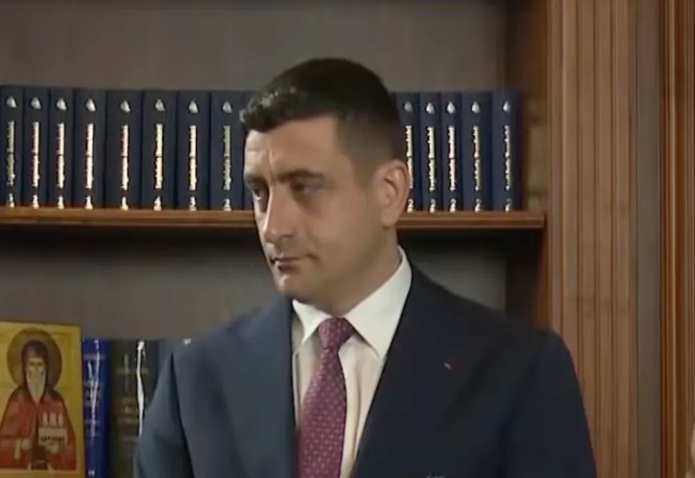 JURNALIST SPANIOL, DECLARAȚIE EXPLOZIVĂ: „GEORGE SIMION VA CÂȘTIGA ALEGERILE PREZIDENȚIALE!” – EXCLUSIV REALITATEA PLUS